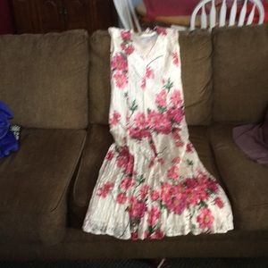 Long lace floral dress